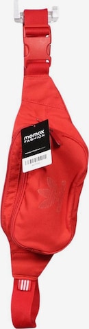 ADIDAS ORIGINALS Tasche One Size in Rot: Vorderseite