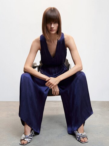 MANGO Jumpsuit 'TWISTER' in Blau