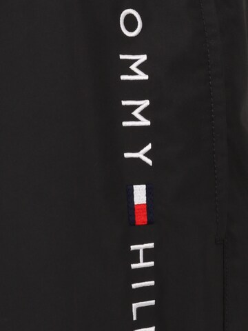Tommy Hilfiger Swimwear Plus - Bermudas en negro