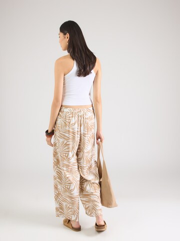 ONLY Широкий Брюки со складками 'ONLEMMIA-SIESTA' в Белый