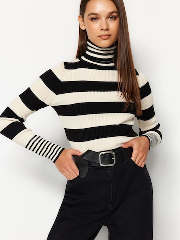Trendyol - Jersey en negro