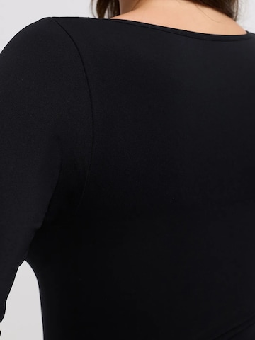 Body modellante 'Longsleeve Sculpting Bodysuit with Slip' di cfab in nero