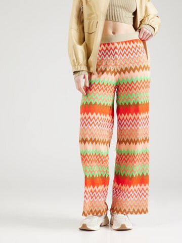 GARCIA Loose fit Pants in Mixed colors: front