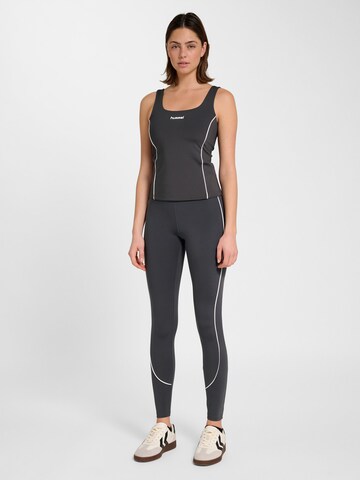 Hummel Sportsoverdel i grå