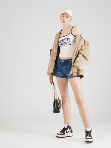 Superdry - Top 'Essential' en blanco