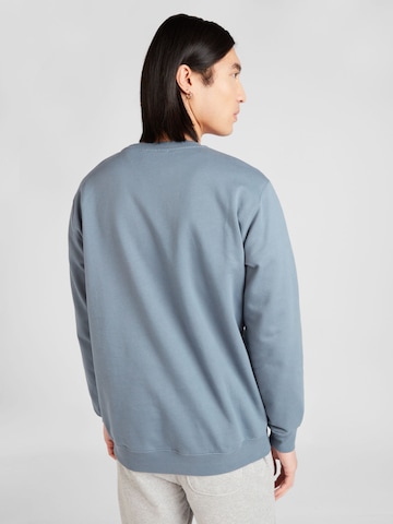 Cleptomanicx Sweatshirt 'Embro Gull' in Blau