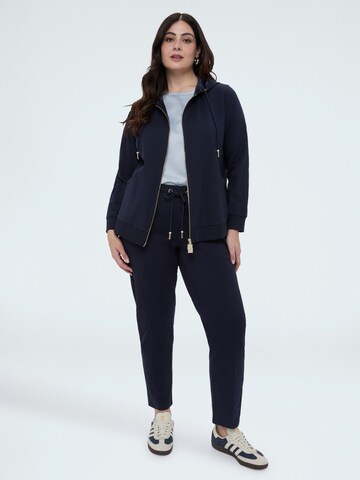 Regular Pantalon Fiorella Rubino en bleu : devant