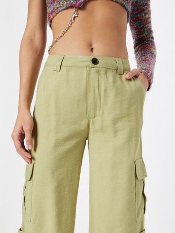 Wide leg Pantaloni cu buzunare de la Tally Weijl pe verde