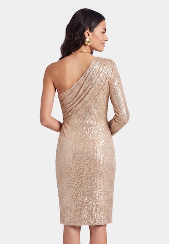 faina Cocktail dress in Gold