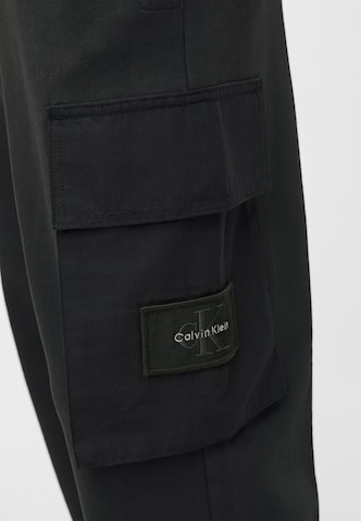 Calvin Klein Jeans Tapered Παντελόνι cargo σε γκρι