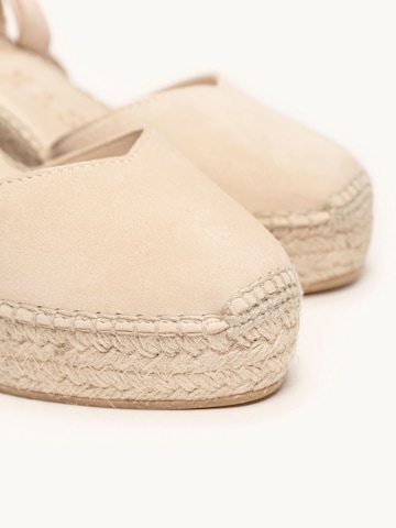 Sandalo 'Alpargata Cuña 8 cm' di Alhamas in beige
