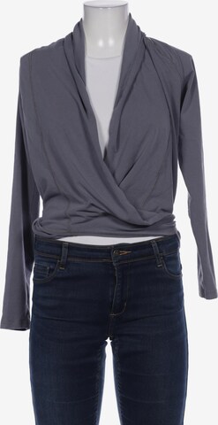 Grüne Erde Sweater & Cardigan in L in Grey: front
