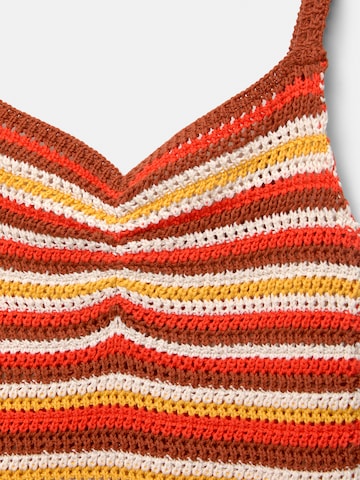 Pull&Bear Плетен топ в червено