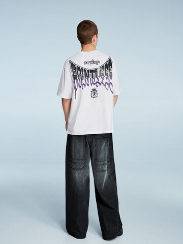 Bershka T-Shirt 'POINTLESS' in Weiß