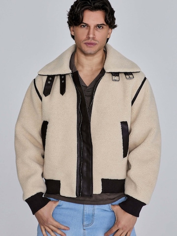 SikSilk Winterjacke 'Sherpa' in Beige