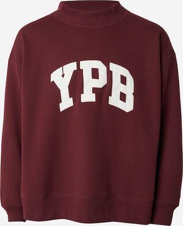 sarkans Abercrombie & Fitch Sportisks džemperis: no priekšpuses