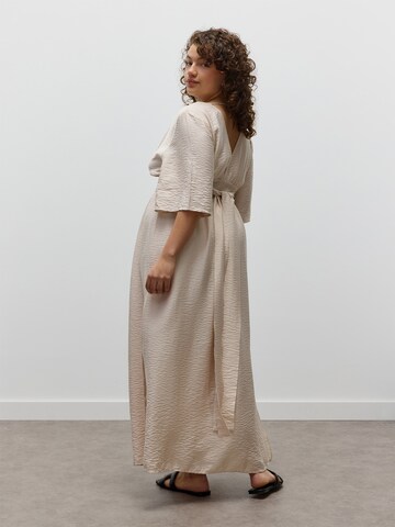 Abito di CITA MAASS in beige: frontale