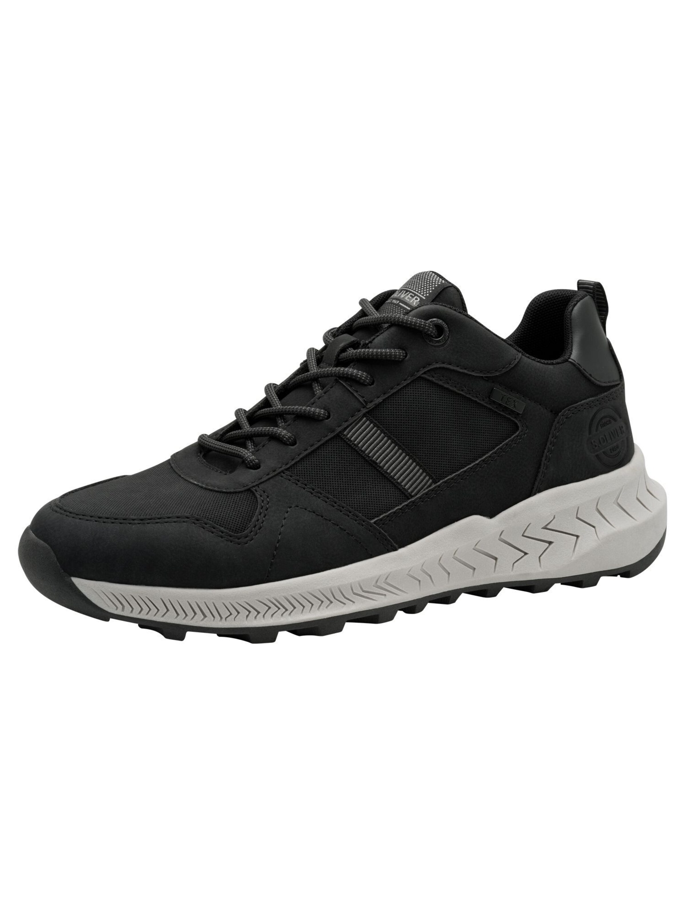 s.Oliver Sneakers in Black: front