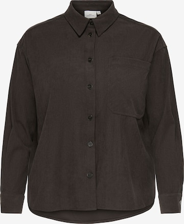 ONLY Carmakoma - Blusa en marrón: frente
