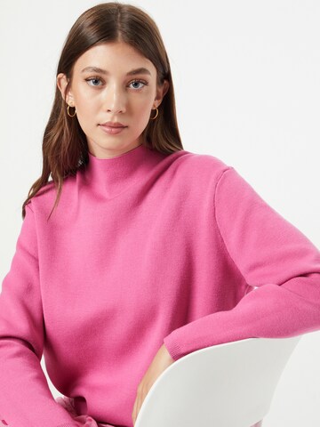 Pull-over 'MERLE CALI' SELECTED FEMME en rose