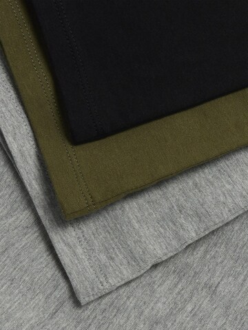 TWO SOON Shirts i grå