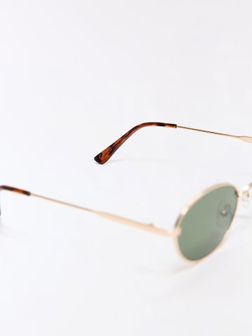 Bershka Sunglasses in Gold