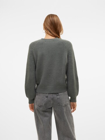 VERO MODA Sweater in Grey