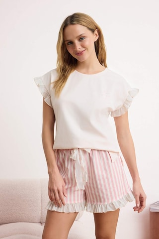 Trendyol - Pijama de pantalón corto en beige: frente