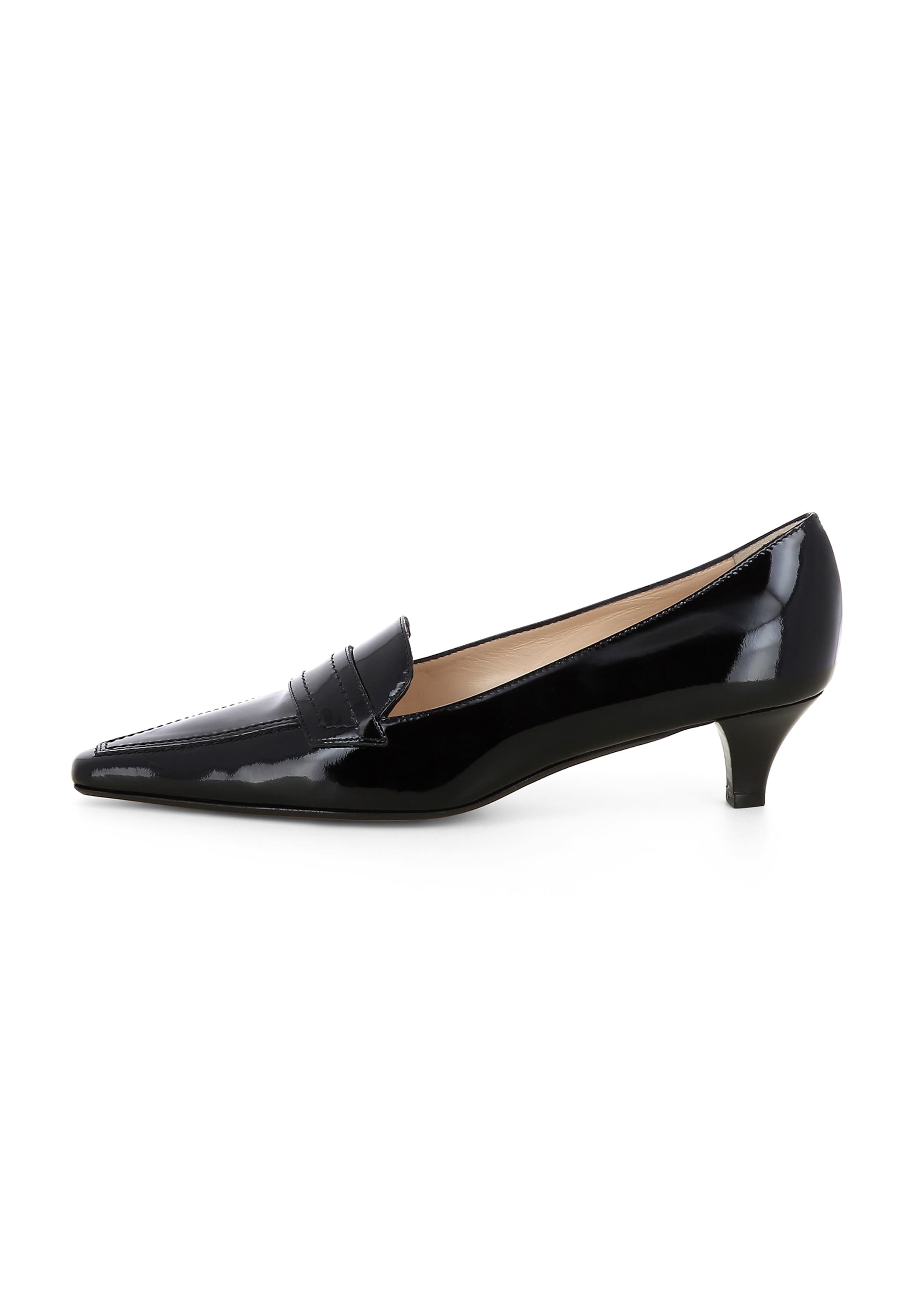 EVITA Platform Heels 'Lia' in Black: front