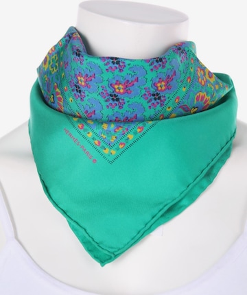 HERMÈS Scarf & Wrap in One size in Green: front