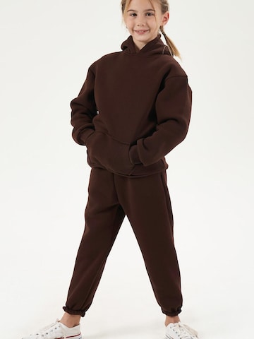 LOUIS LECLER Joggingpak 'Miray' in Bruin