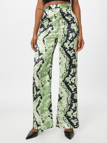 Wide Leg Pantalon Nasty Gal en vert : devant