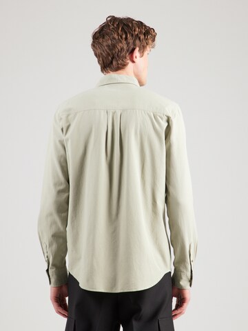 Comfort fit Camicia di ARMEDANGELS in verde