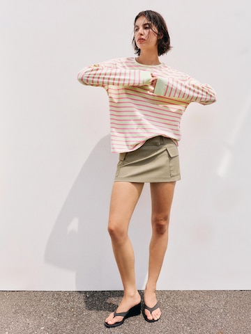 Pull&Bear Тениска в зелено