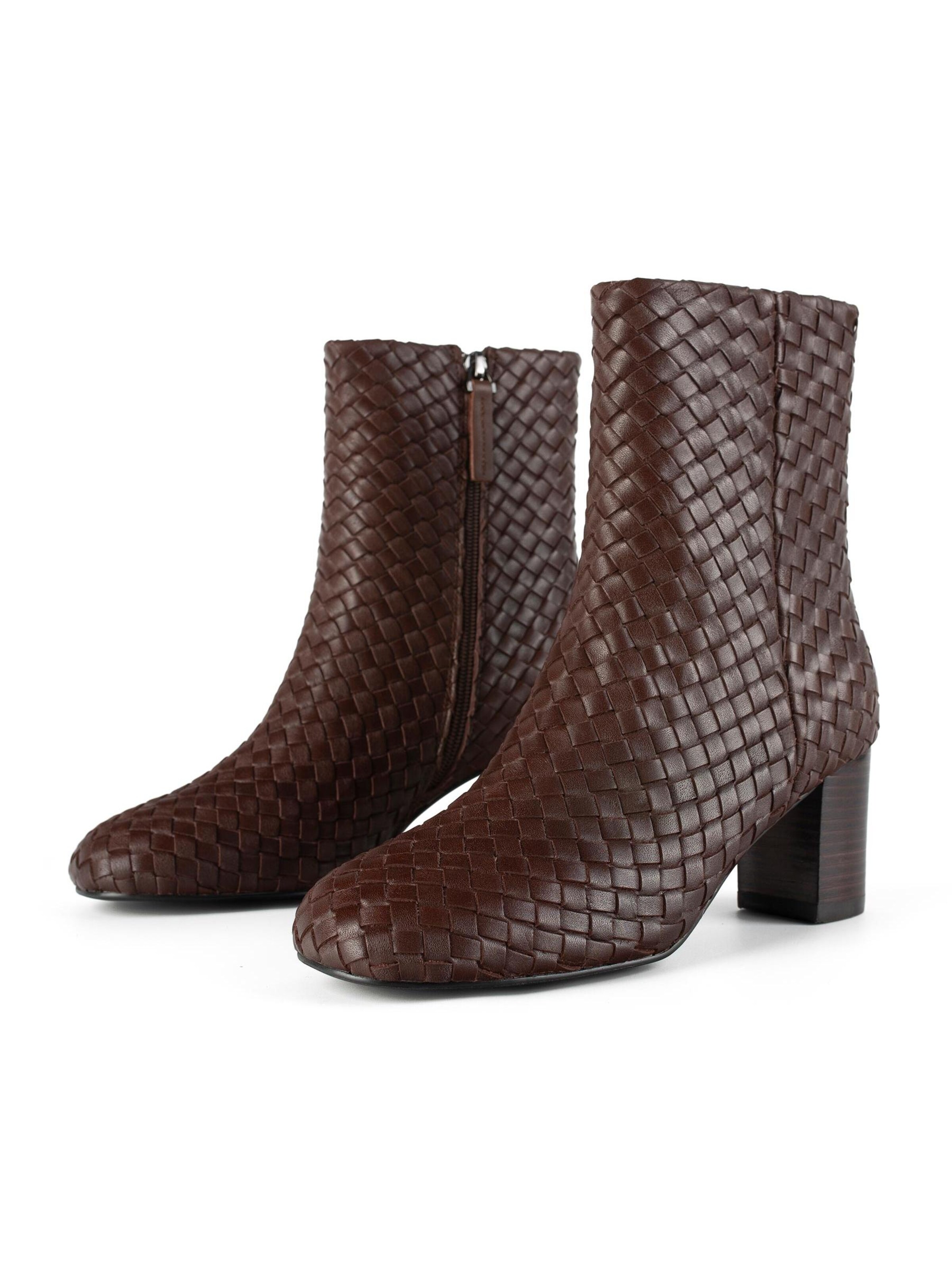 L37 HANDMADE SHOES Ankle boots 'GALLOP ECHO' in Brown: front