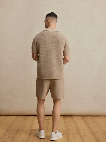 DAN FOX APPAREL Тениска 'Giuliano' в кафяво