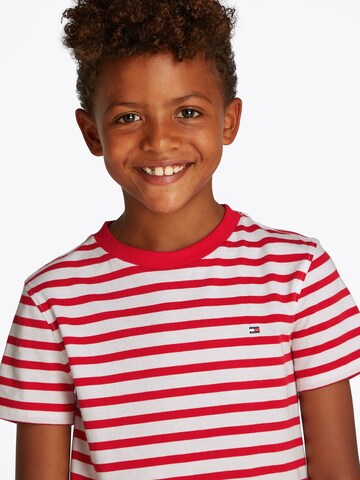 TOMMY HILFIGER Tričko 'Essential' – červená