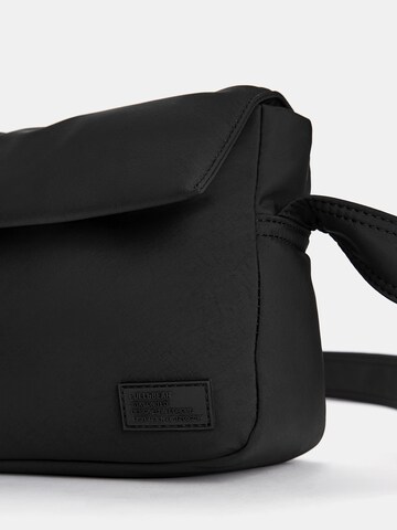 Borsa a tracolla di Pull&Bear in nero