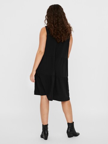 Rochie 'Olivia' de la Vero Moda Curve pe negru