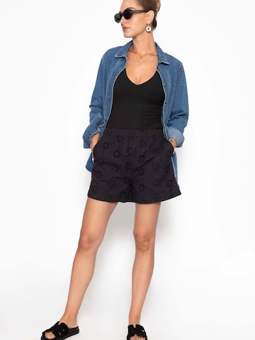 SASSYCLASSY Shirt Bodysuit in Black