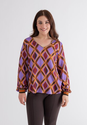 October Blouse in Lila: voorkant