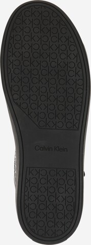 Calvin Klein Korkeavartiset tennarit värissä musta