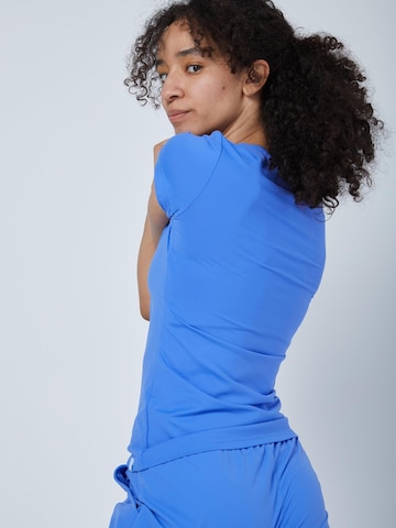 Maglietta di SPORTKIND in blu