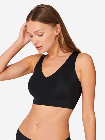 Regular Soutien-gorge ' Padded - Invisible Soft ' SCHIESSER en noir