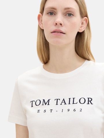 TOM TAILOR Тениска в бяло