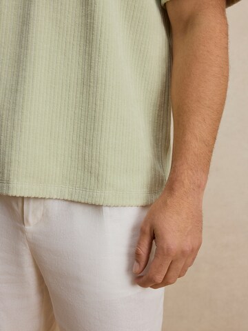 DAN FOX APPAREL Koszulka 'Leif' w kolorze zielony