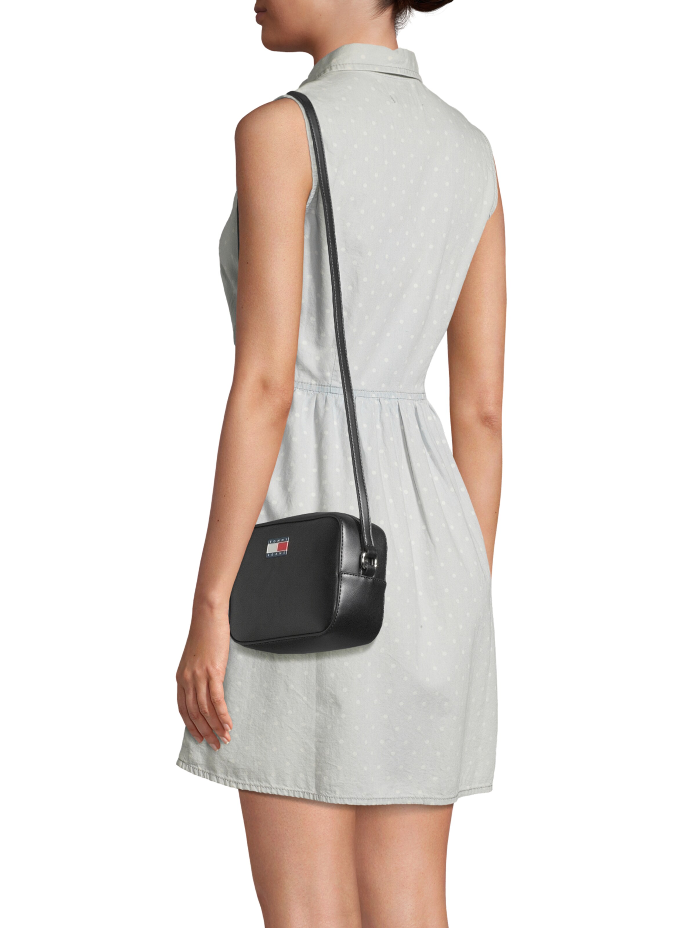 Tommy Jeans Schoudertas 'Ess Must' in Zwart