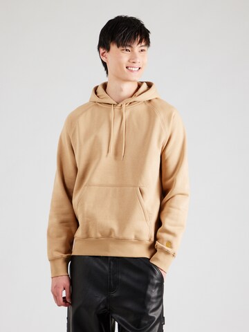 Carhartt WIP Sweatshirt 'Chase' in Bruin: voorkant