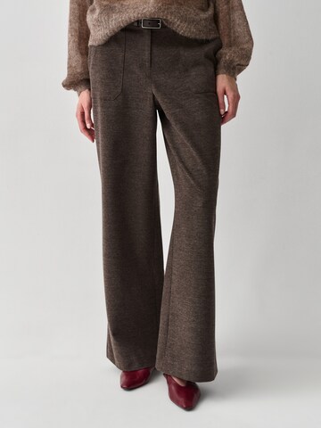 TATUUM - regular Pantalón 'FEDORA' en marrón: frente