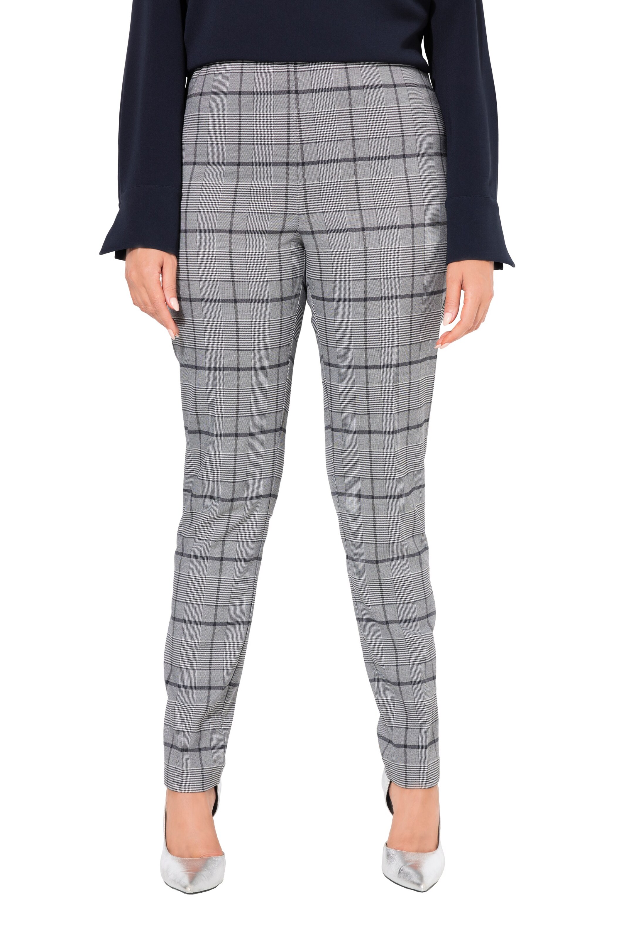 Ulla Popken Slimfit Hose in Blau: Vorderseite